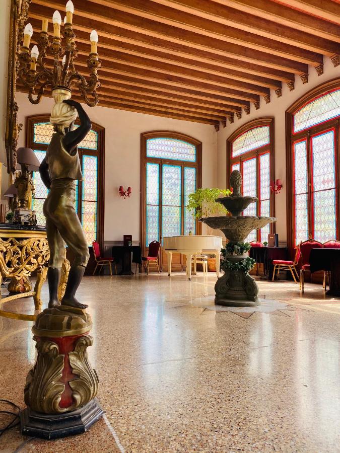 Chateau De La Prade Нарбон Екстериор снимка