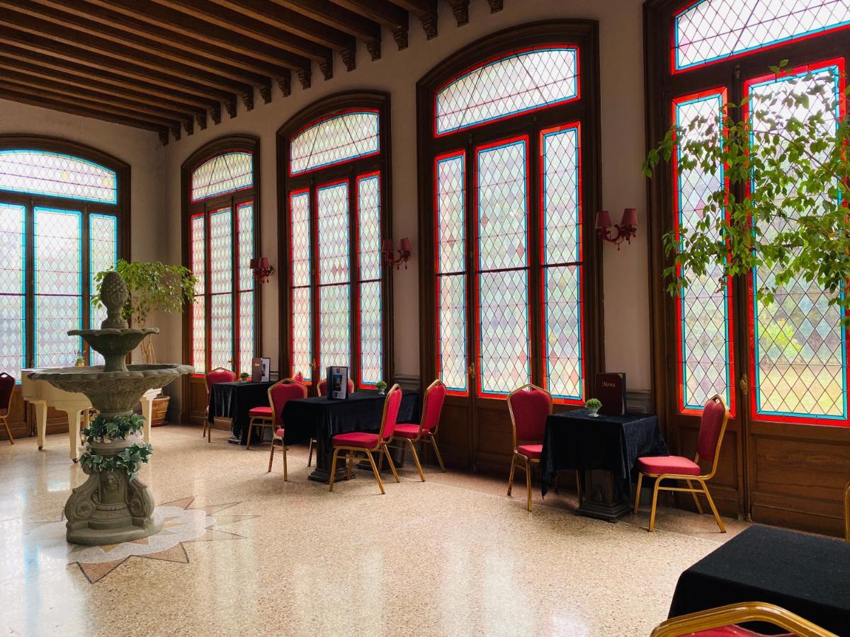 Chateau De La Prade Нарбон Екстериор снимка